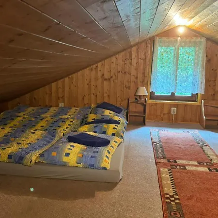 וורצ'לאבי Srub Pod Tresnemi - Cherry Trees Cabin מראה חיצוני תמונה